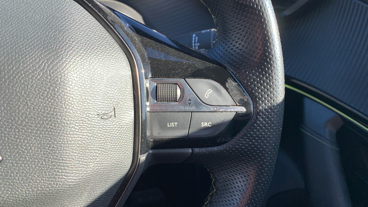 Used Peugeot 2008 2021 for sale - 76593348: Photo 24