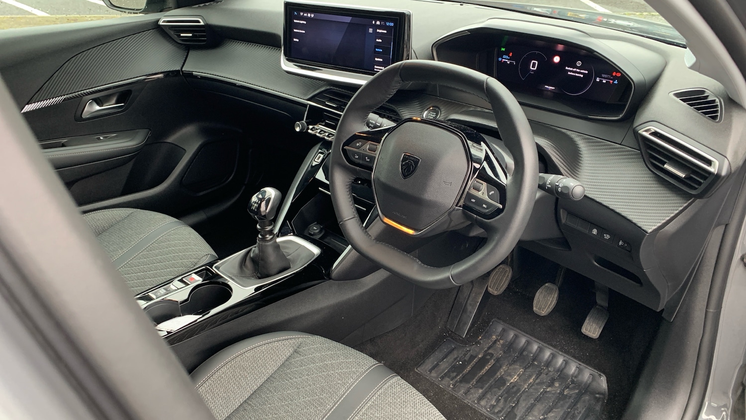 Used Peugeot 208 2024 for sale - 77332376: Photo 12