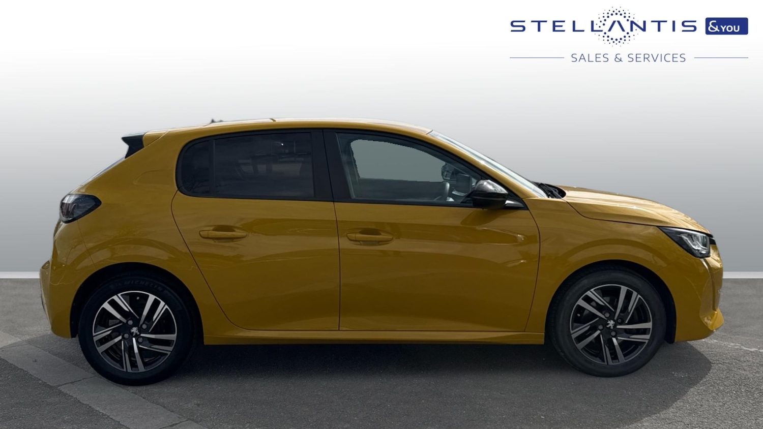 Used Peugeot 208 2023 for sale - 78035660: Photo 2