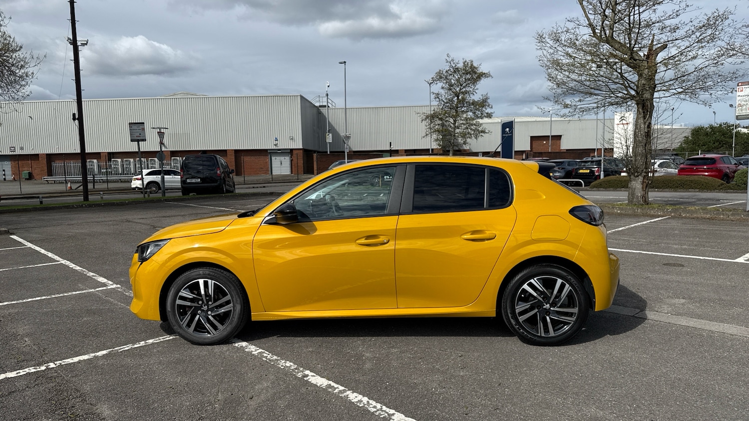 Used Peugeot 208 2023 for sale - 78035660: Photo 6