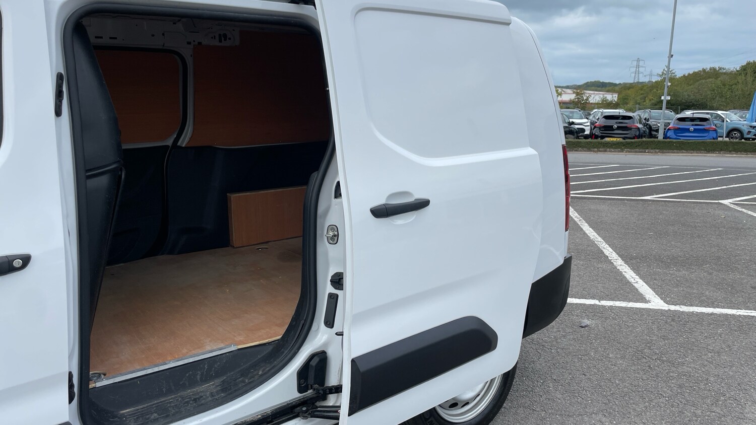 Used Citroen Berlingo 2024 for sale - 76021563: Photo 36