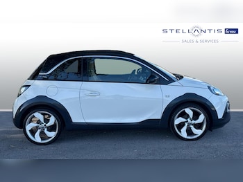 Used Vauxhall ADAM 2015 for sale - 76202073: Photo 2