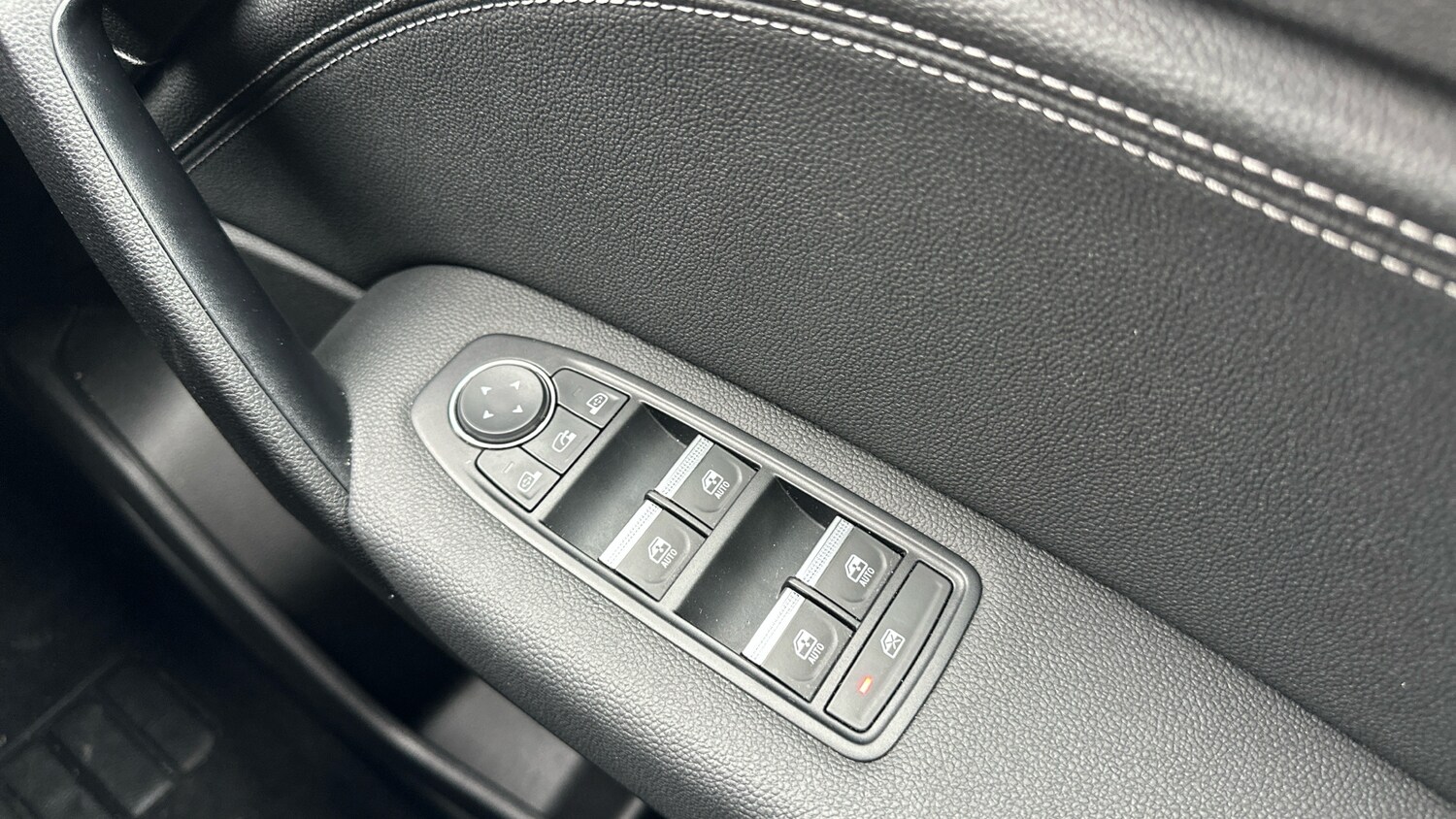 Used Renault Captur 2023 for sale - 77684967: Photo 22