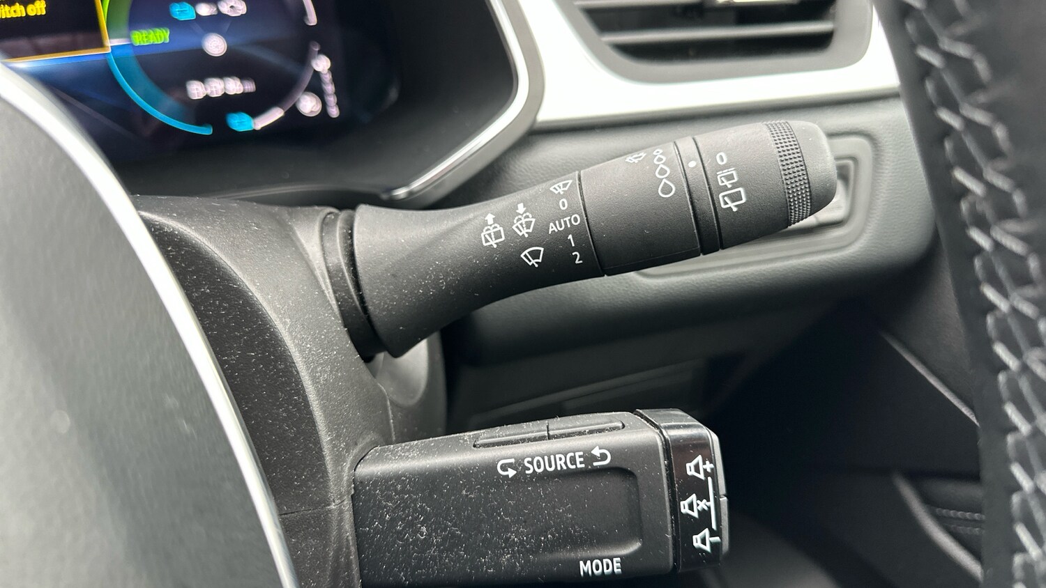 Used Renault Captur 2023 for sale - 77684967: Photo 28