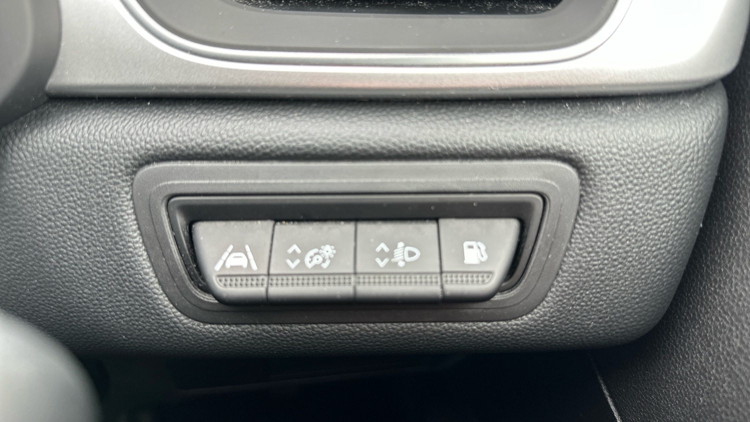 Used Renault Captur 2023 for sale - 77684967: Photo 34