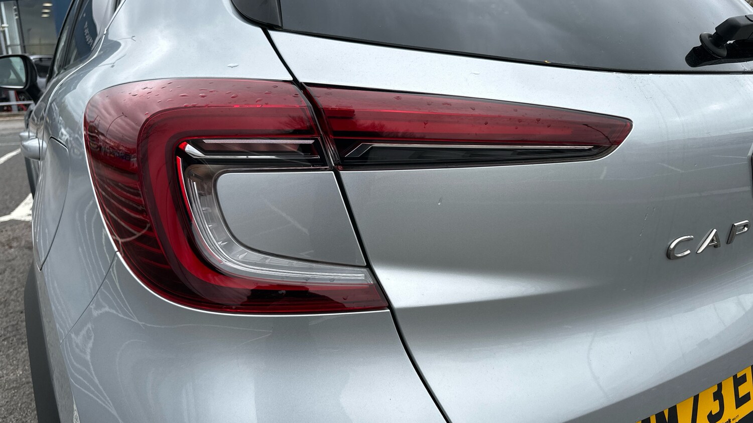 Used Renault Captur 2023 for sale - 77684967: Photo 44