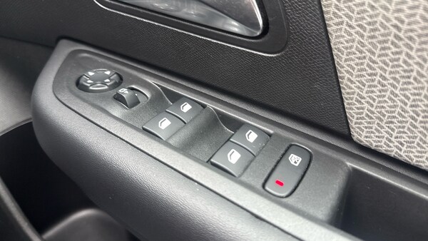 Used Citroen C4 2023 for sale - 76202080: Photo 22
