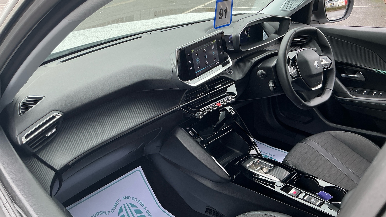 Used Peugeot 2008 2022 for sale - 76574318: Photo 12