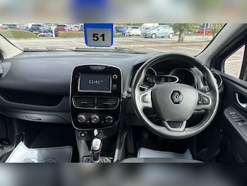 Used Renault Clio 2017 for sale - 76110276: Photo 4