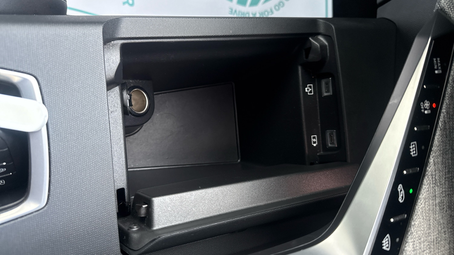 Used Peugeot 3008 2024 for sale - 76260911: Photo 30