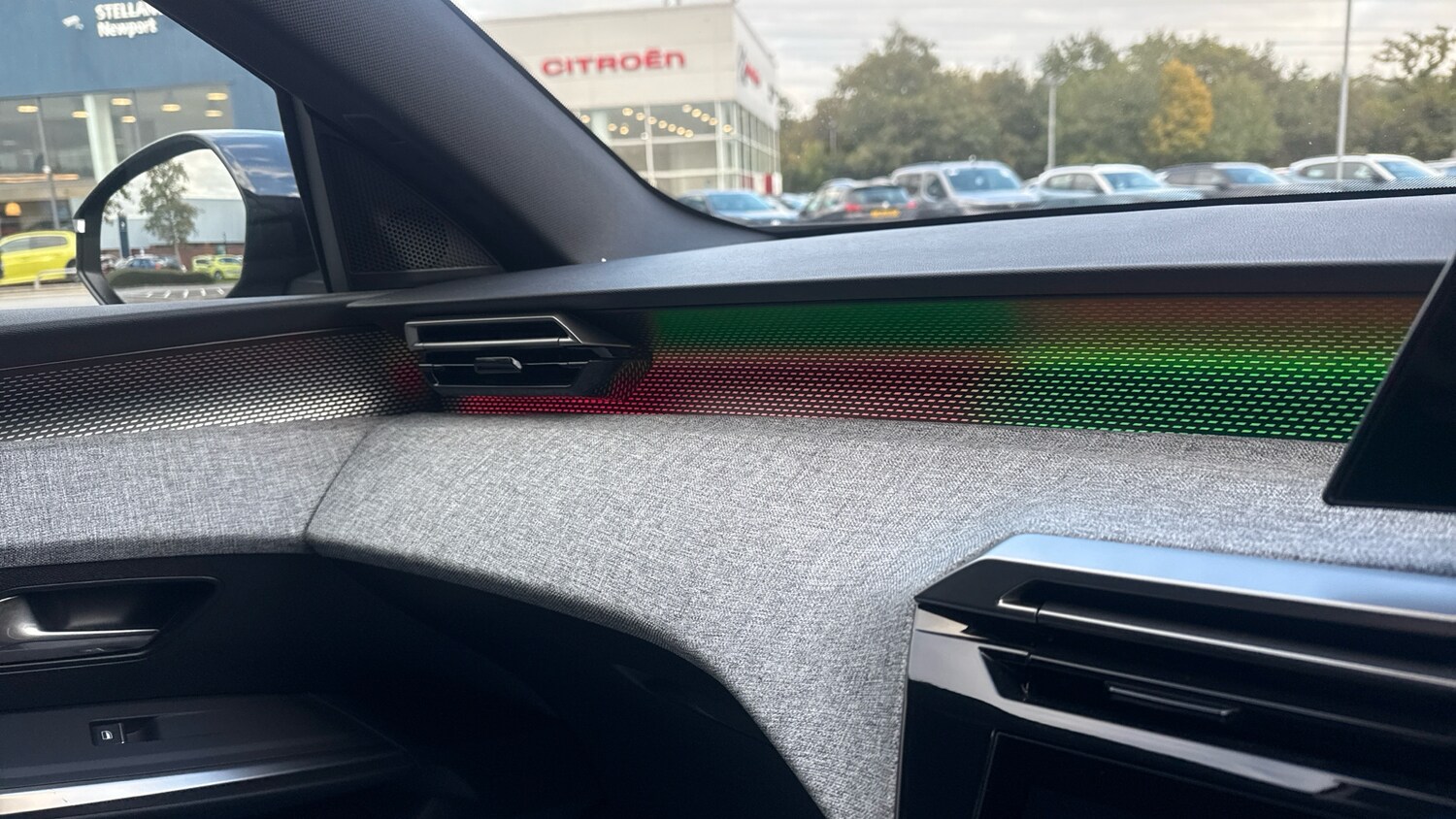 Used Peugeot 3008 2024 for sale - 76260911: Photo 44