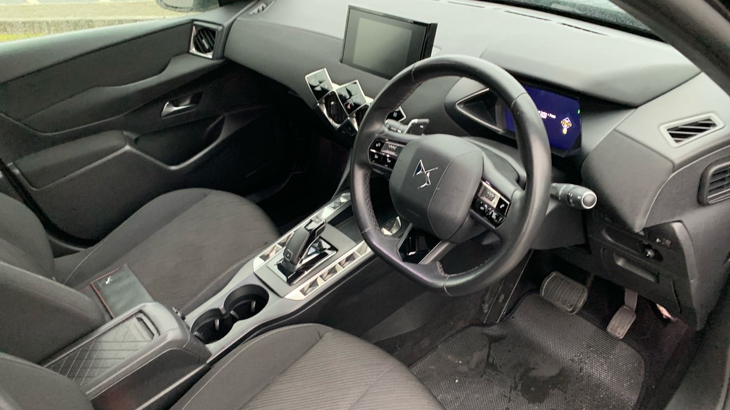 Used DS Automobiles DS 3 Crossback 2021 for sale - 77427062: Photo 11