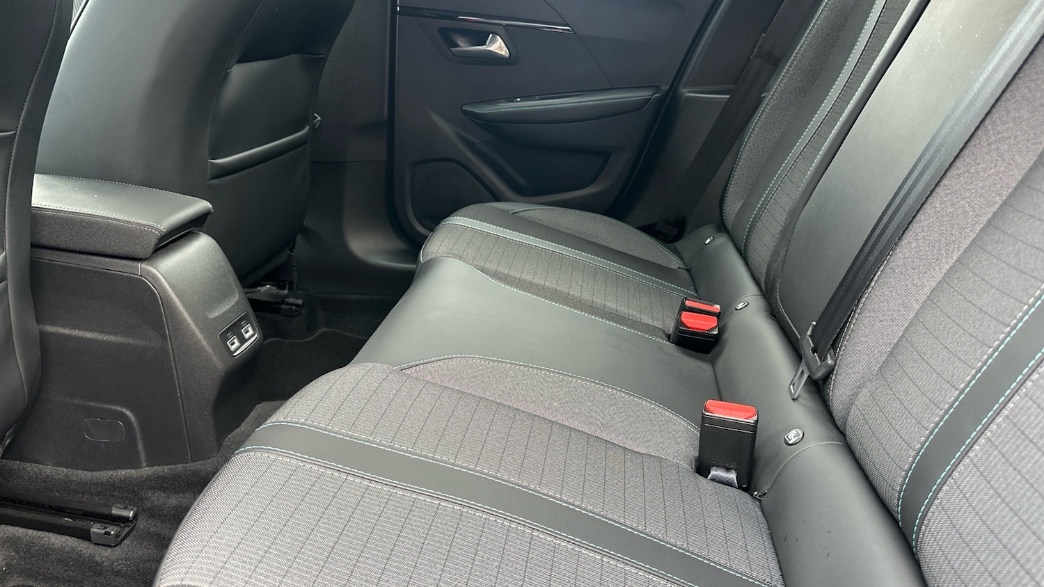 Used Peugeot 208 2021 for sale - 77825786: Photo 33