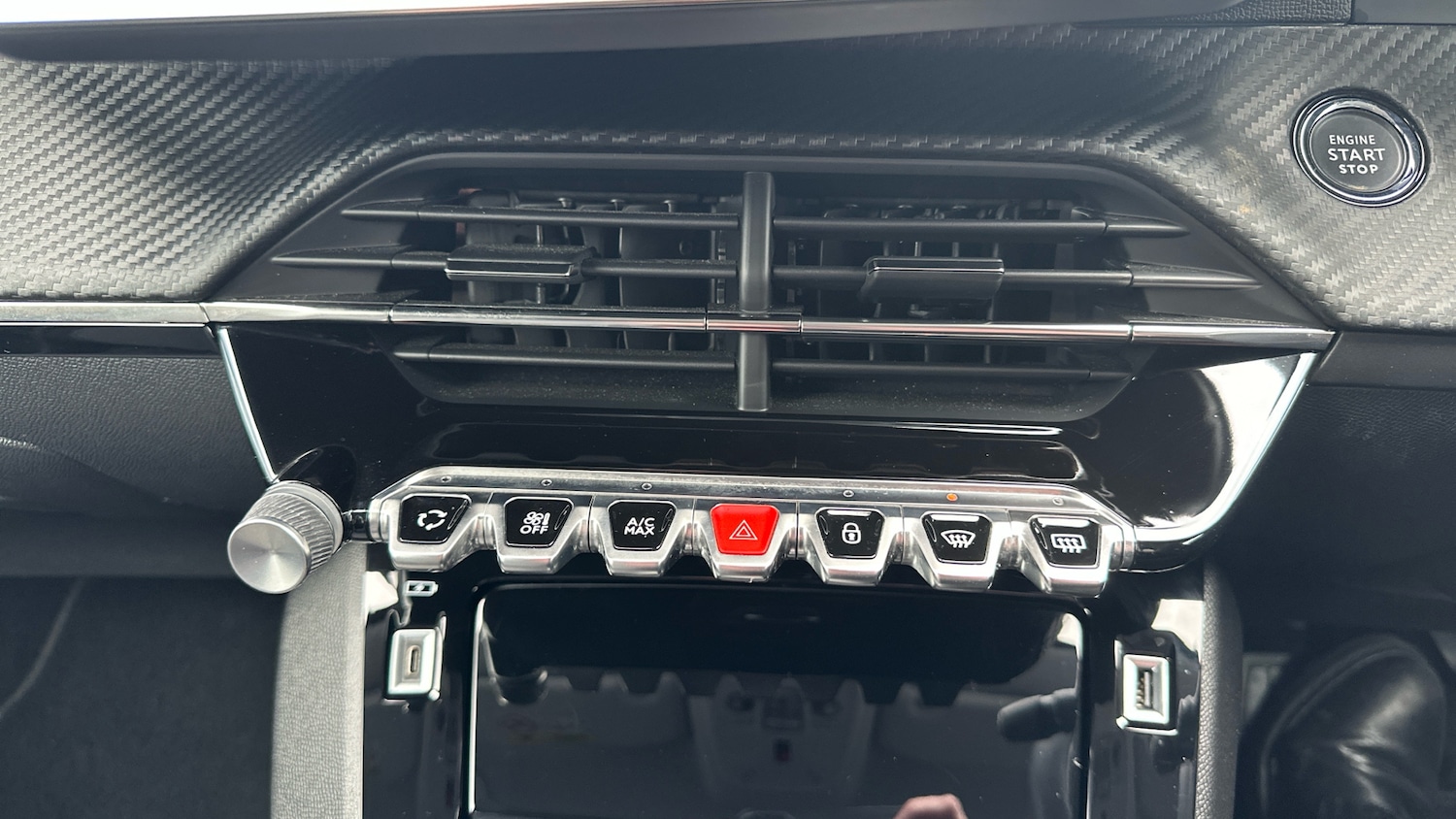 Used Peugeot 208 2021 for sale - 77825786: Photo 37