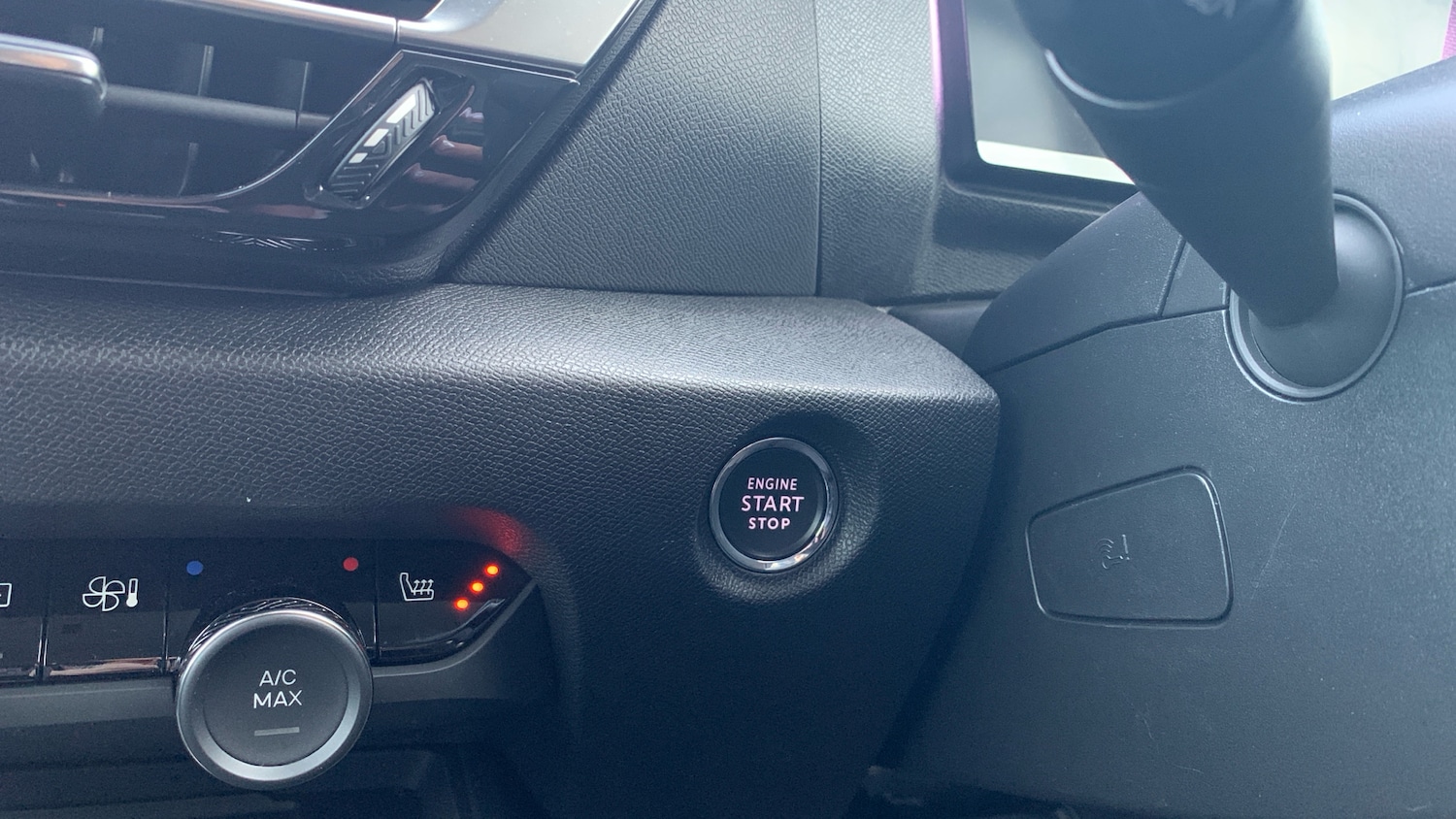 Used Citroen C4 2024 for sale - 77163967: Photo 39