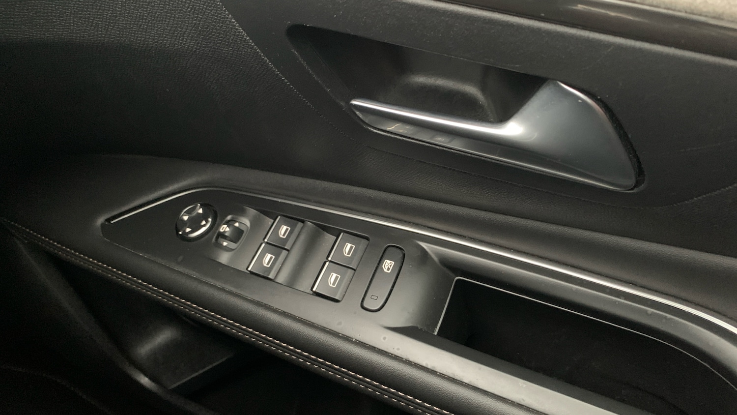 Used Peugeot 3008 2022 for sale - 77332437: Photo 22