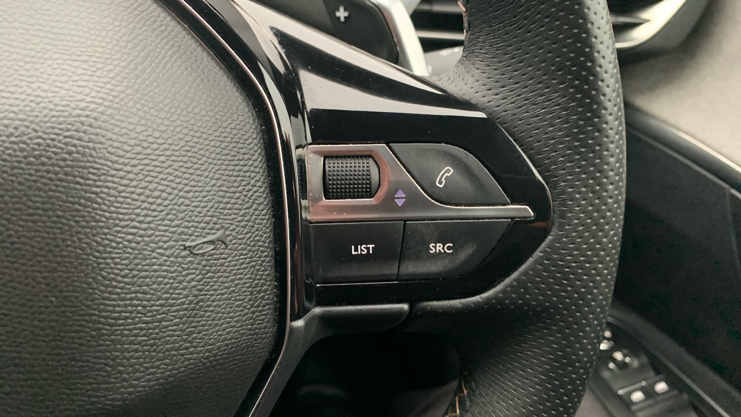 Used Peugeot 3008 2022 for sale - 77332437: Photo 24