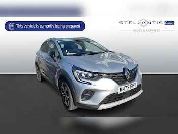 Used Renault Captur 2023 for sale - 77372322: Photo