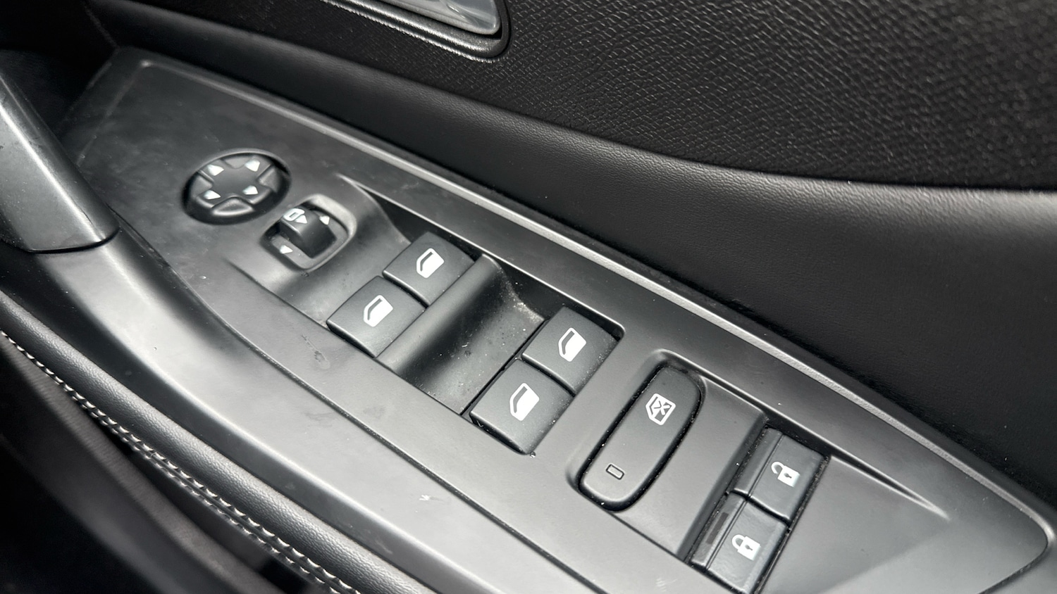 Used Peugeot 308 2022 for sale - 76850916: Photo 22