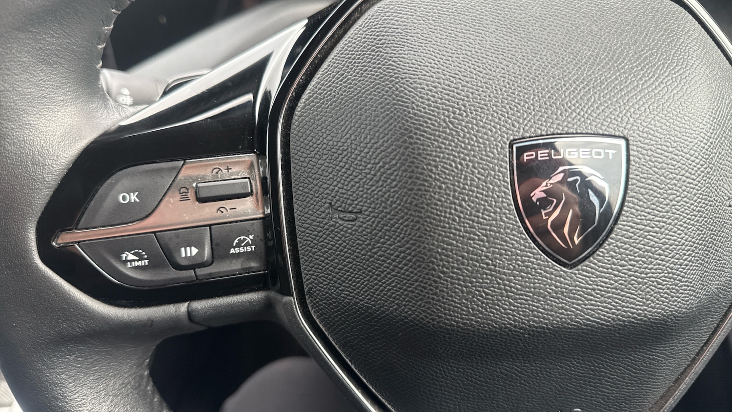 Used Peugeot 308 2022 for sale - 76850916: Photo 23