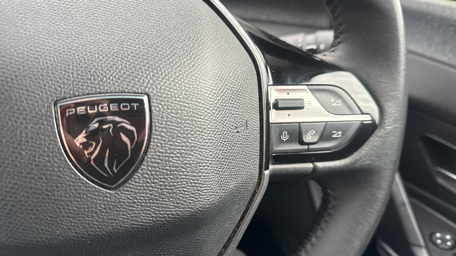 Used Peugeot 308 2022 for sale - 76850916: Photo 24