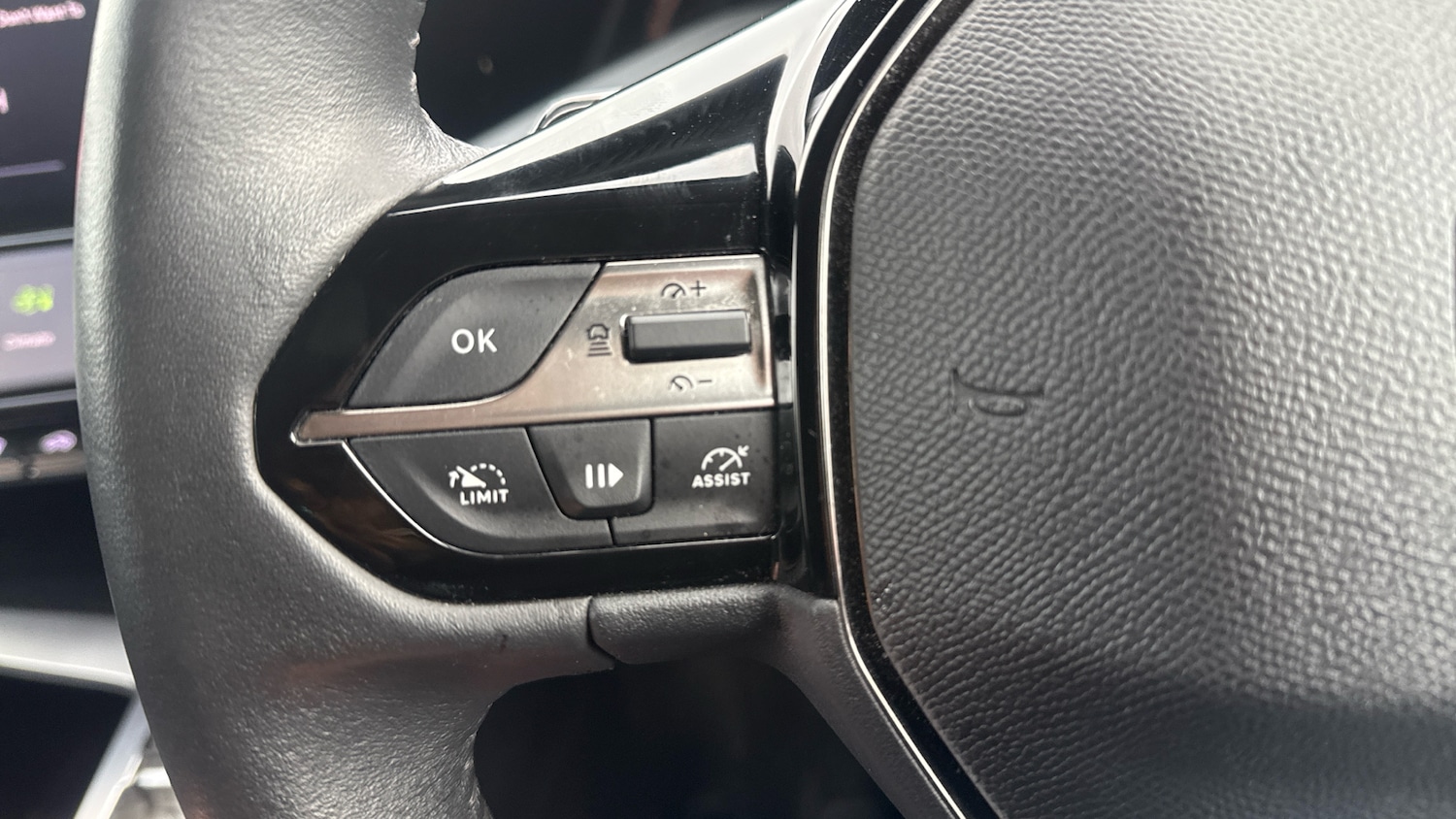 Used Peugeot 308 2022 for sale - 76850916: Photo 38