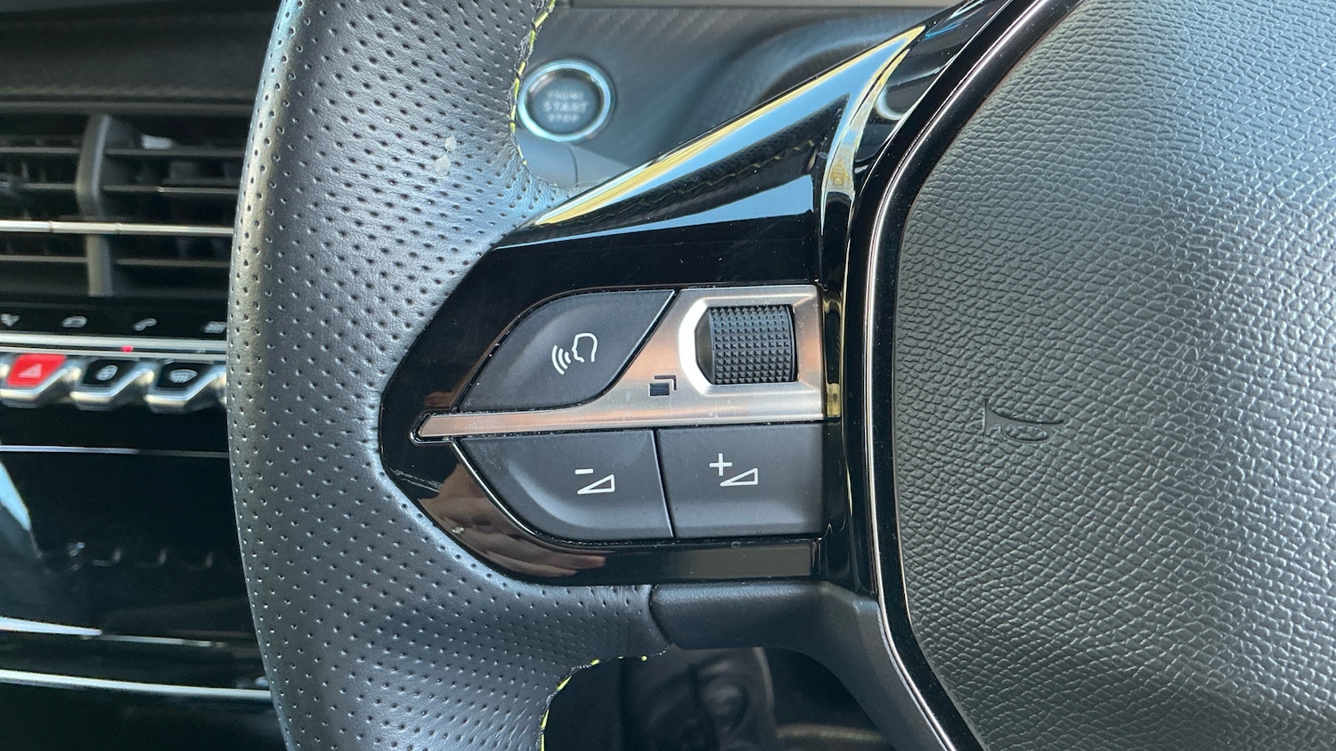 Used Peugeot 208 2021 for sale - 76372217: Photo 23