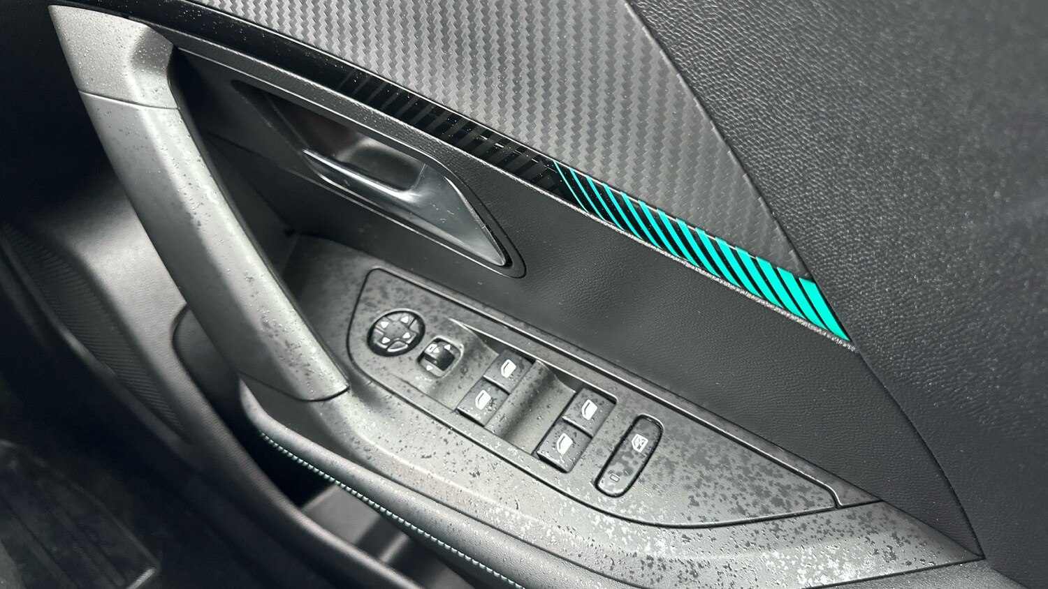 Used Peugeot 2008 2021 for sale - 77697426: Photo 22