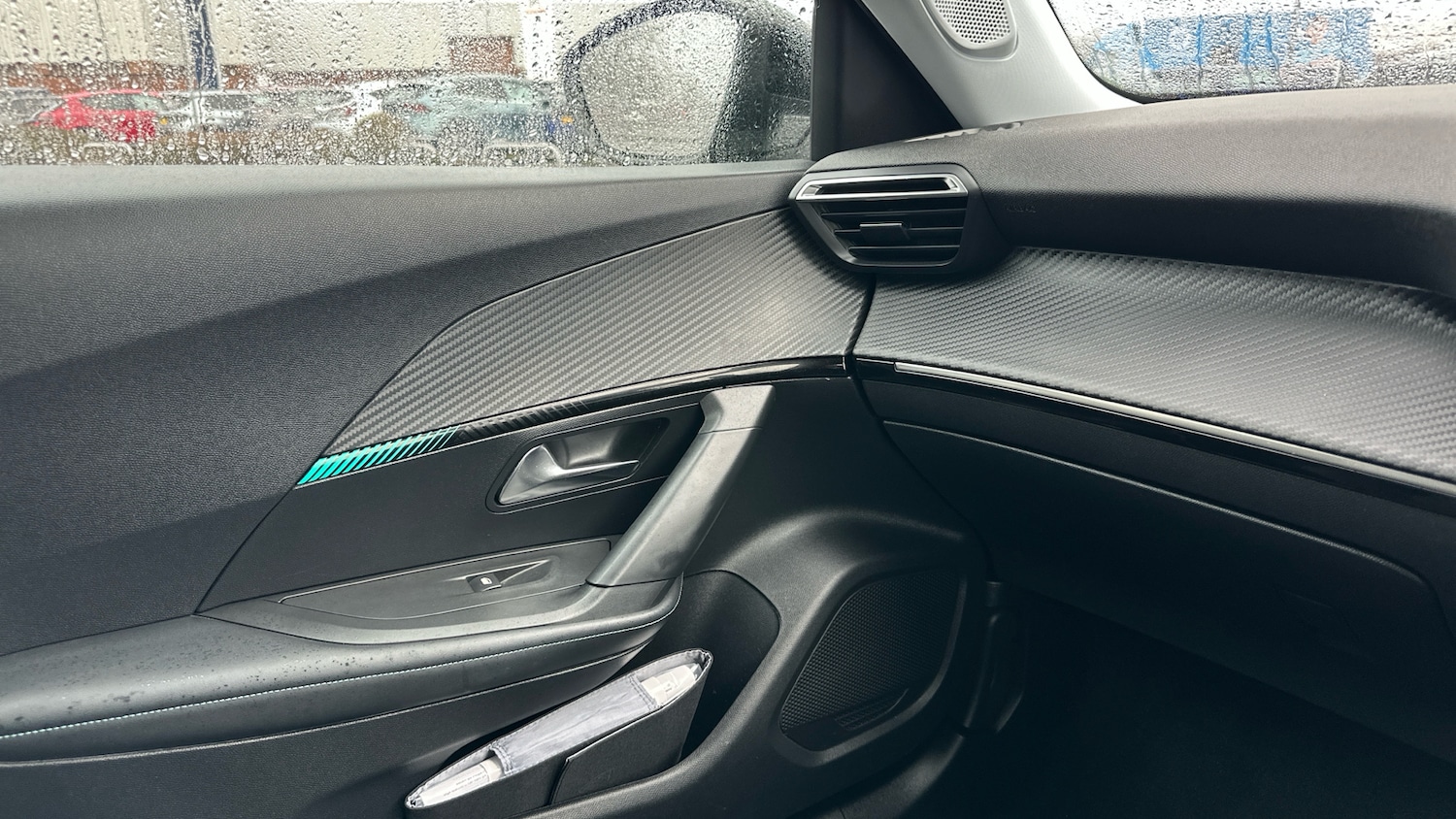 Used Peugeot 2008 2021 for sale - 77697426: Photo 41