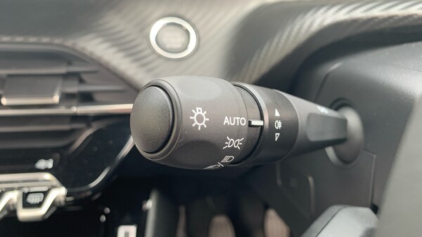 Used Peugeot 2008 2025 for sale - 75742129: Photo 27