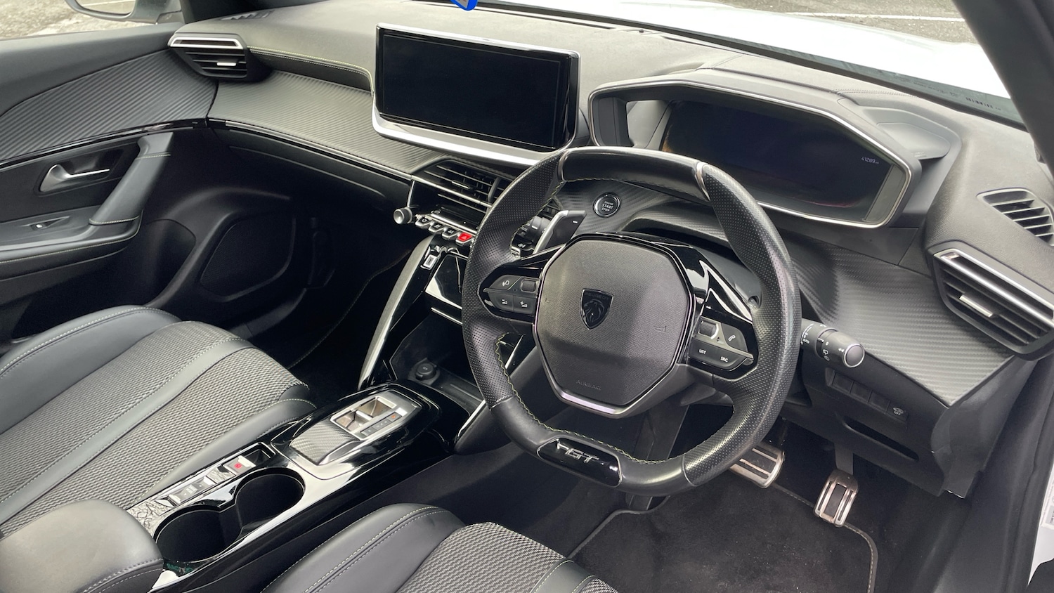 Used Peugeot 2008 2023 for sale - 77539140: Photo 11