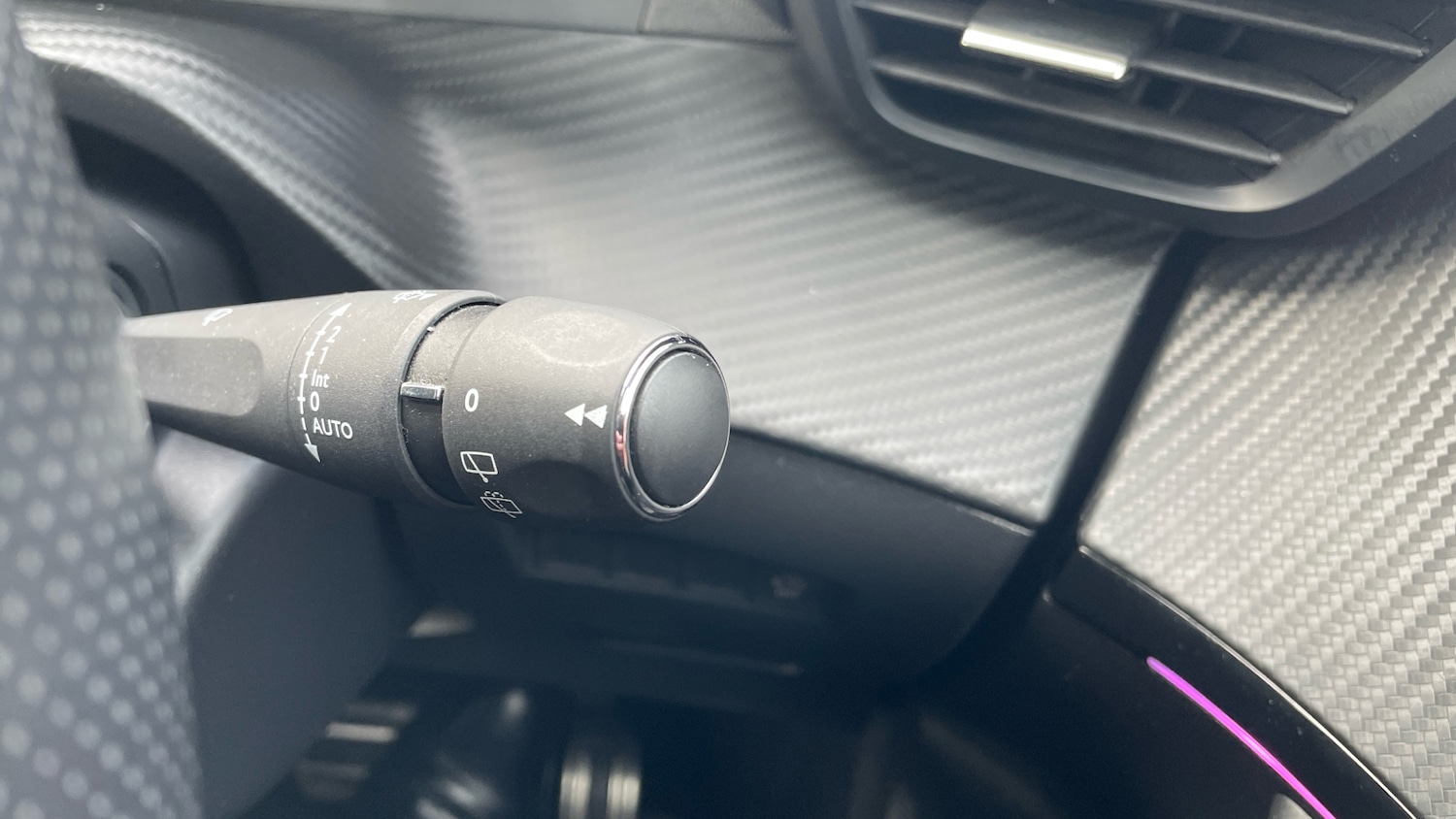 Used Peugeot 2008 2023 for sale - 77539140: Photo 28