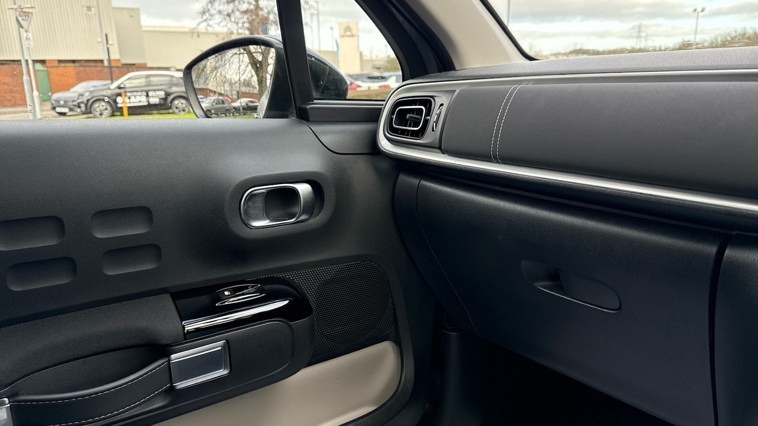 Used Citroen C3 2023 for sale - 77231184: Photo 37