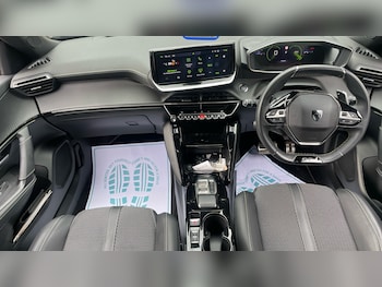 Used Peugeot 2008 2024 for sale - 76202074: Photo