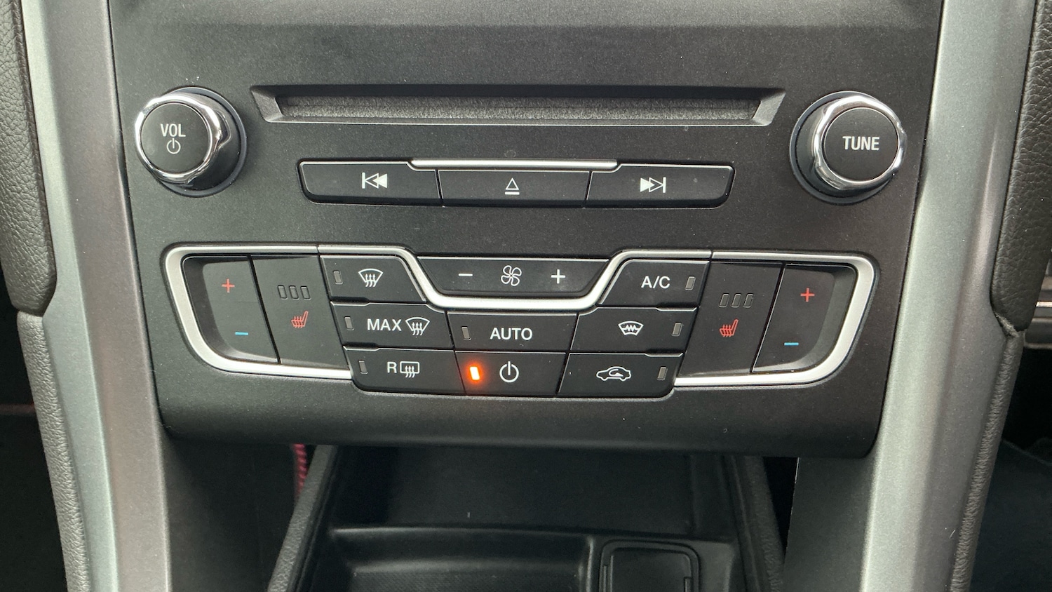 Used Ford Mondeo 2017 for sale - 76153971: Photo 33