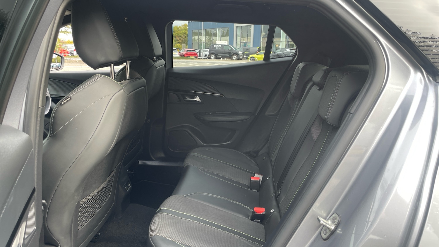 Used Peugeot 2008 2023 for sale - 76787601: Photo 29