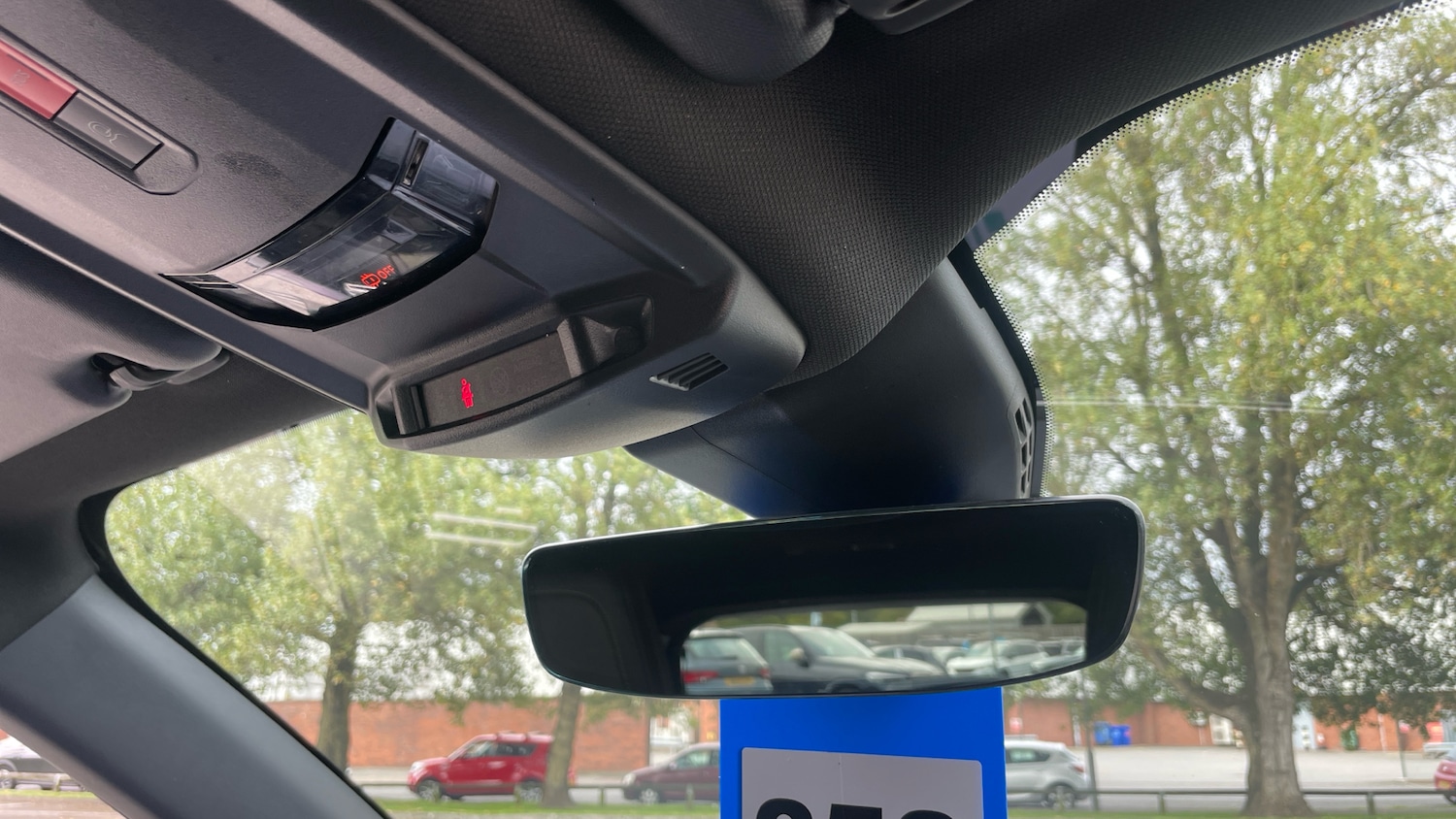 Used Peugeot 2008 2023 for sale - 76787601: Photo 31