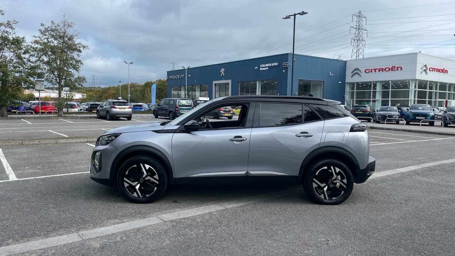 Used Peugeot 2008 2023 for sale - 76787601: Photo 6