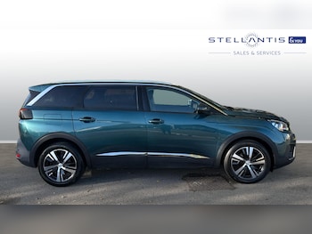 Used Peugeot 5008 2020 for sale - 76327670: Photo