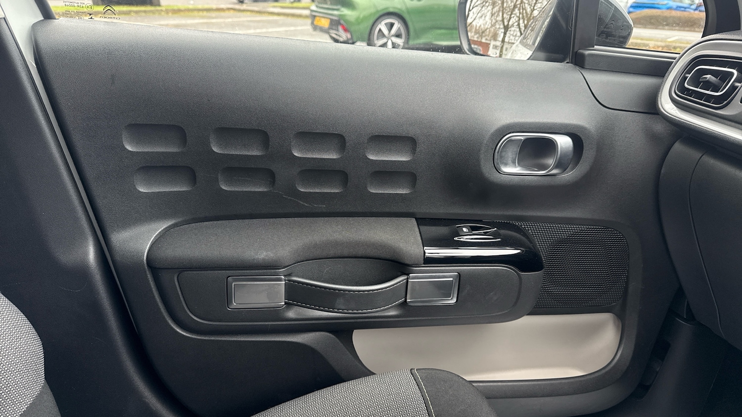 Used Citroen C3 2023 for sale - 76850901: Photo 33