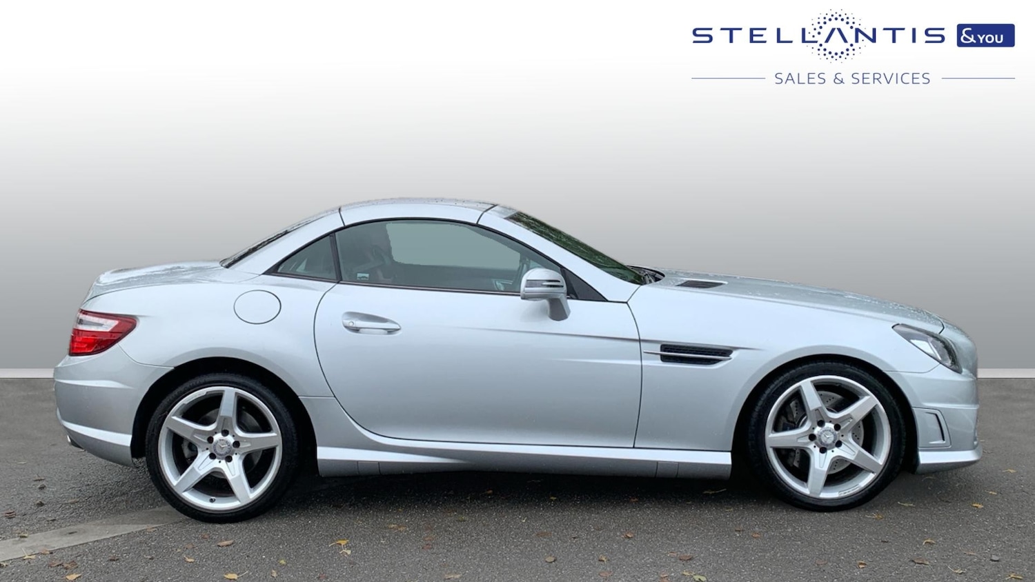 Used Mercedes-Benz SLK 2016 for sale - 76327691: Photo 2