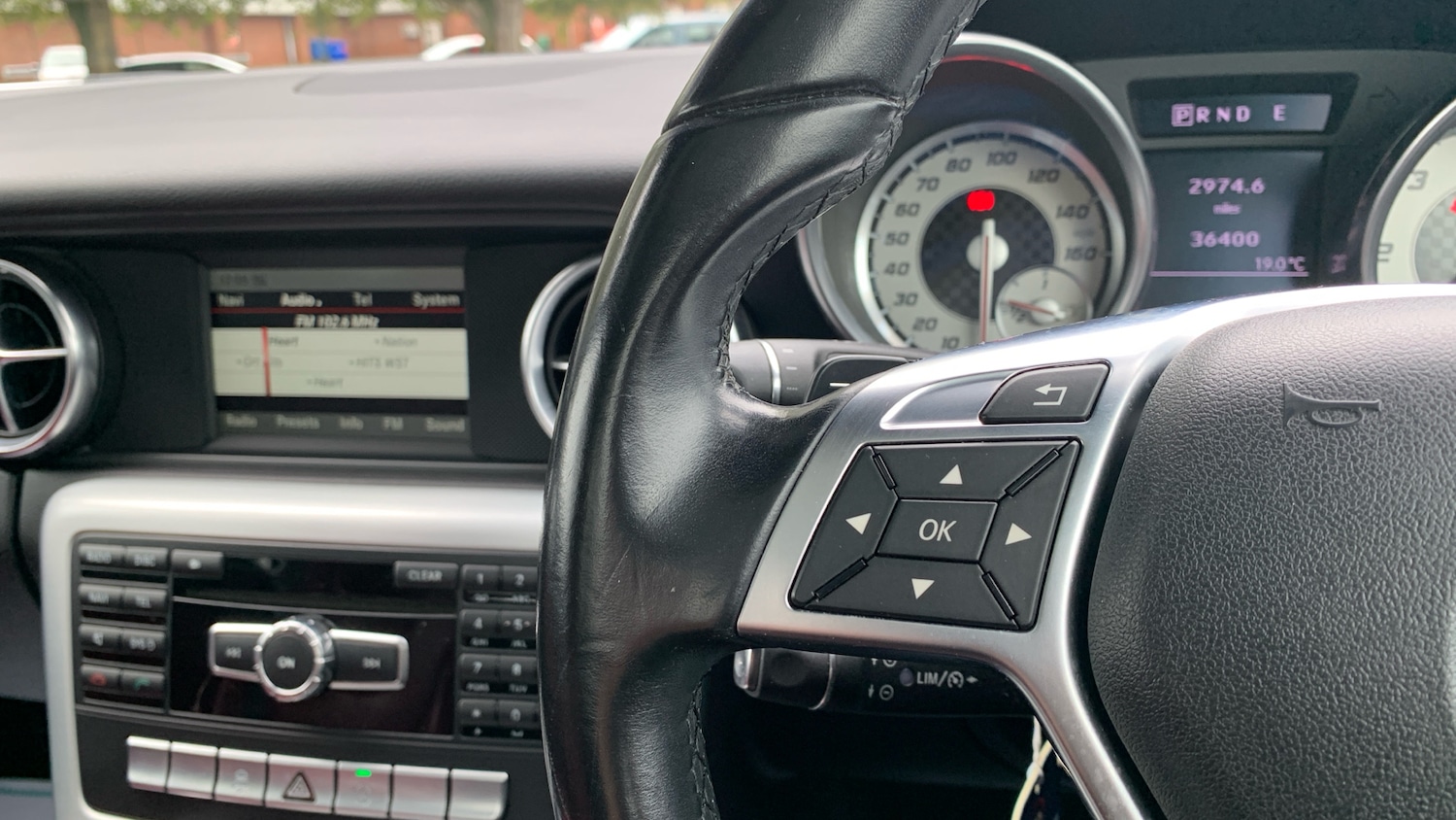 Used Mercedes-Benz SLK 2016 for sale - 76327691: Photo 23