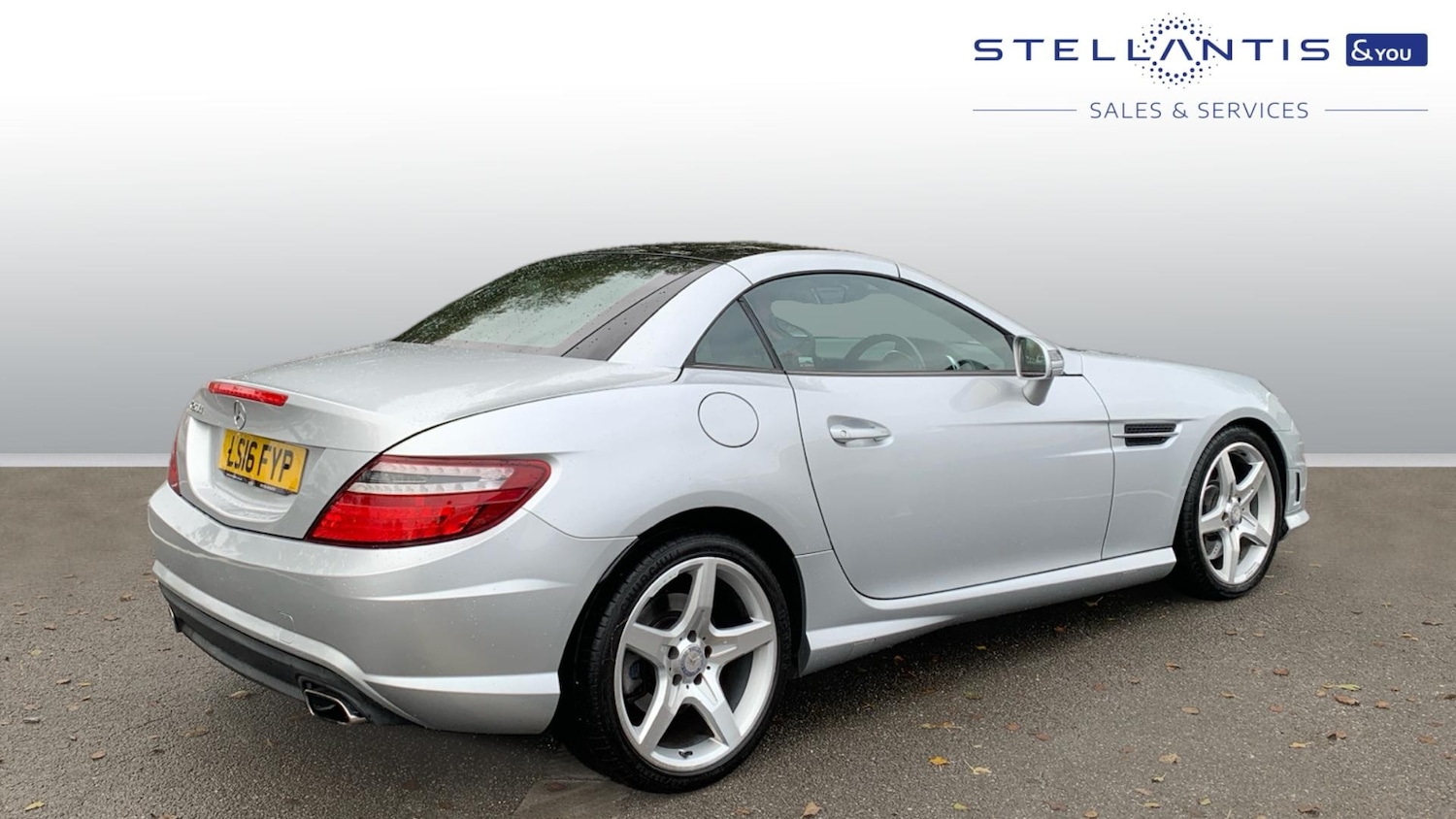 Used Mercedes-Benz SLK 2016 for sale - 76327691: Photo 3