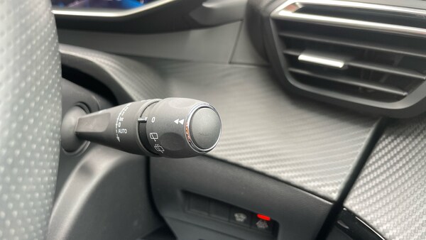 Used Peugeot 208 2022 for sale - 76260898: Photo 28