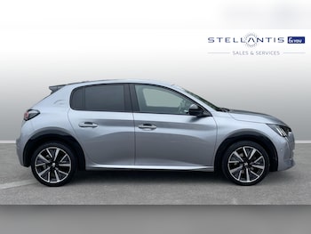 Used Peugeot 208 2022 for sale - 76260898: Photo 2
