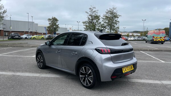 Used Peugeot 208 2022 for sale - 76260898: Photo 5