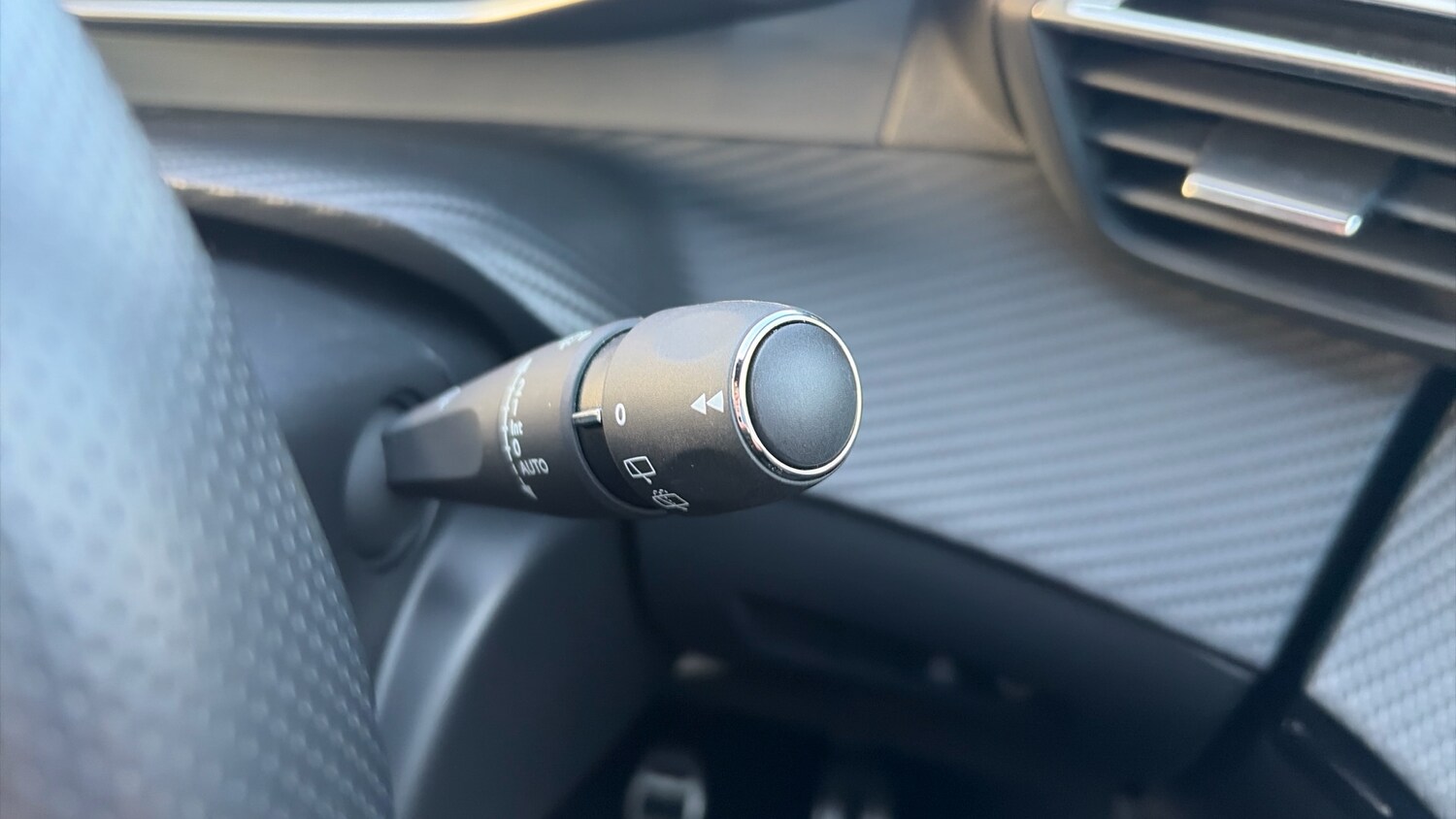 Used Peugeot 208 2024 for sale - 76840358: Photo 29