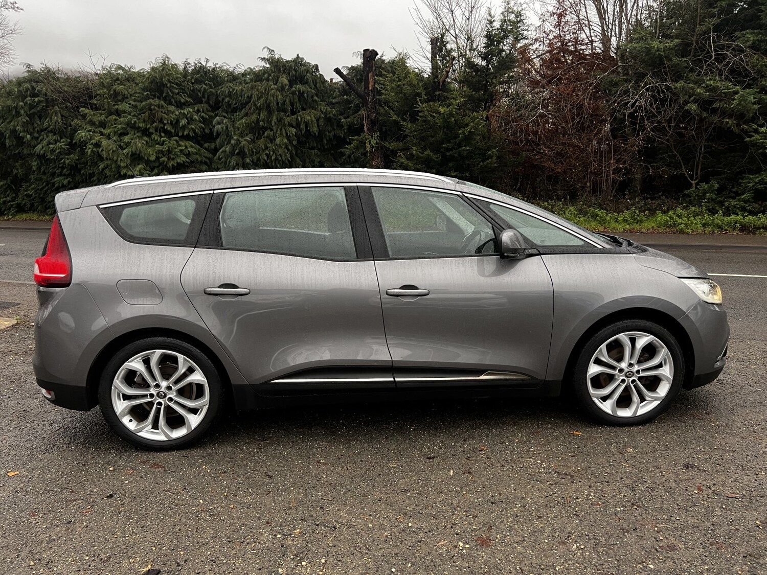 Used Renault Grand Scenic 2018 for sale - 77264544: Photo 14