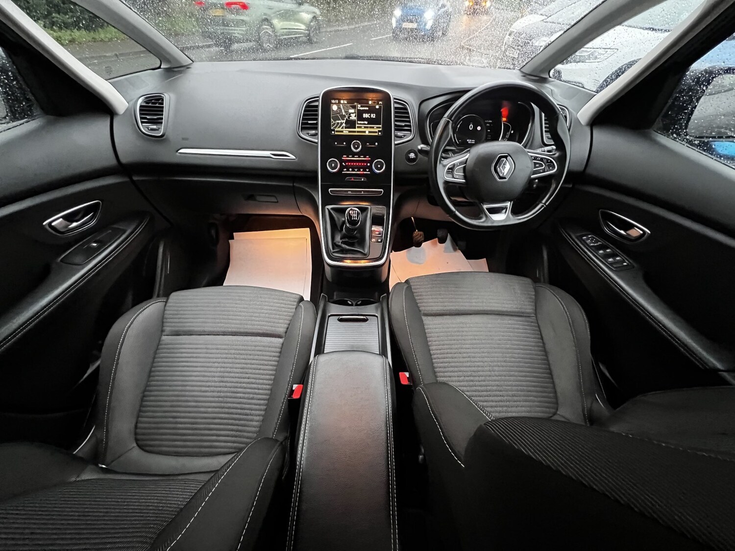 Used Renault Grand Scenic 2018 for sale - 77264544: Photo 20