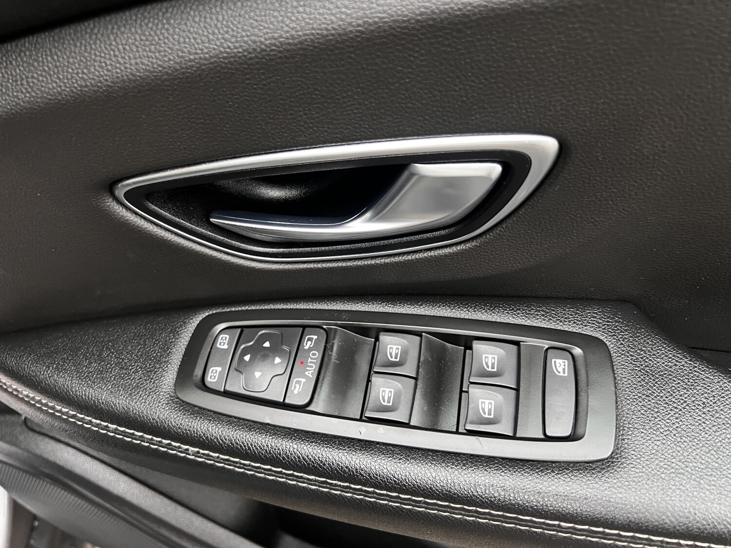 Used Renault Grand Scenic 2018 for sale - 77264544: Photo 23